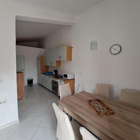 Apartments Maretic Mandre Luaran gambar