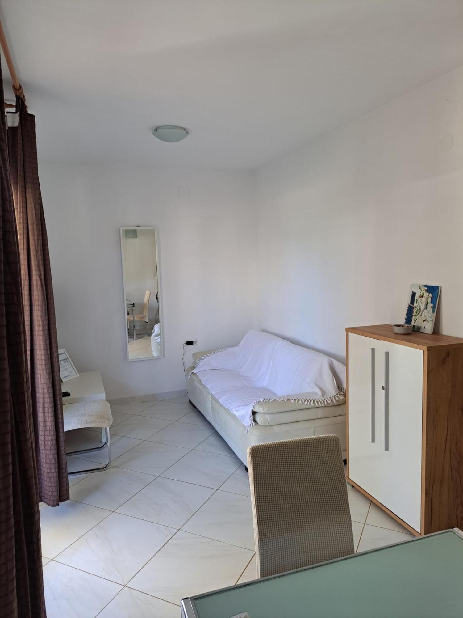 Apartments Maretic Mandre Luaran gambar
